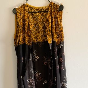Sleeveless kimono